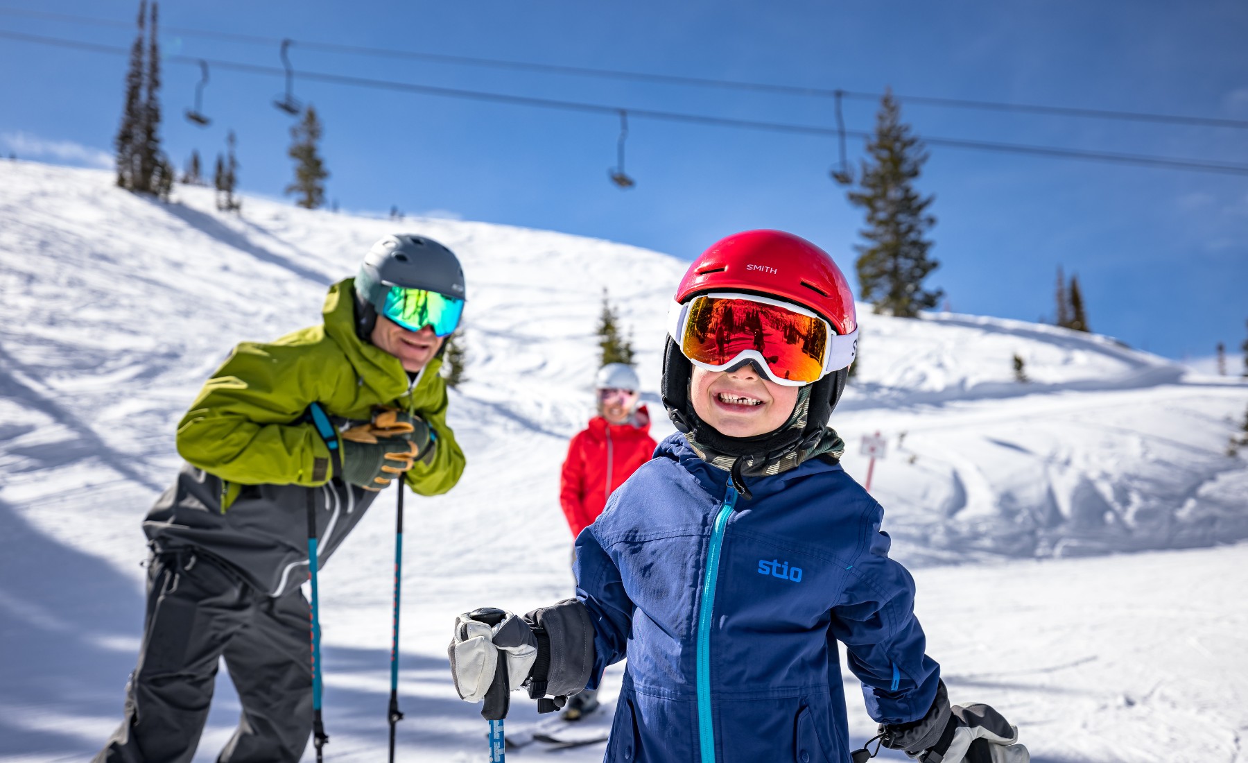 alta-ski-area-family-photo.png