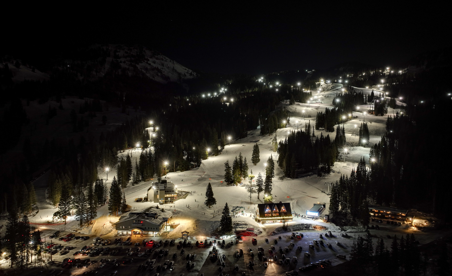 night-skiing-at-brighton-utah.png