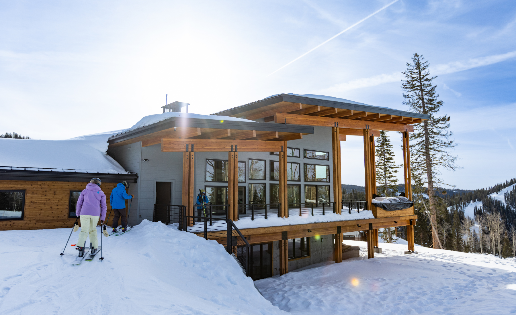 eagle-point-ski-in-ski-out-lodging.png